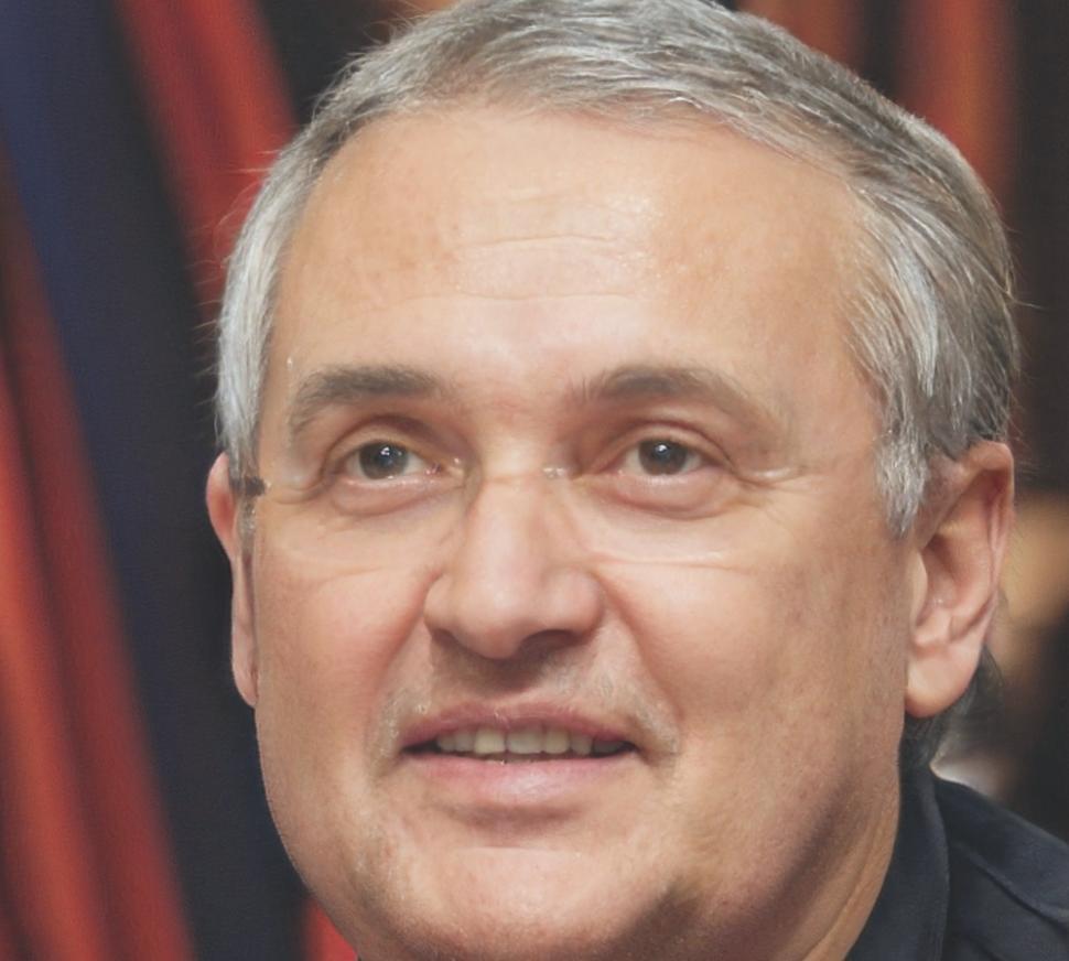 Carlos Mendoza, especialista en finanzas personales